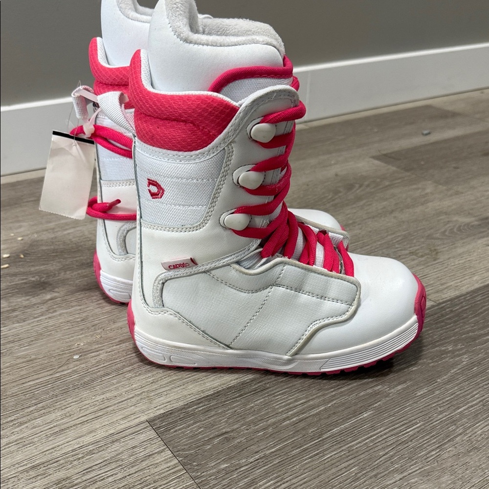Stylish White and Pink Kids Snow Boots
